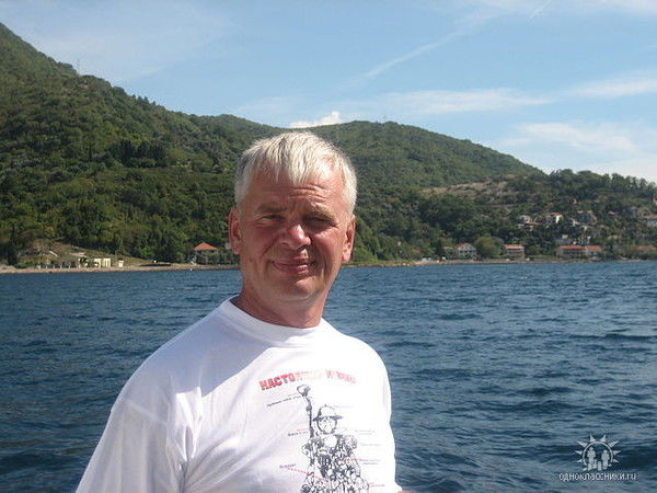 Владимир Кандауров