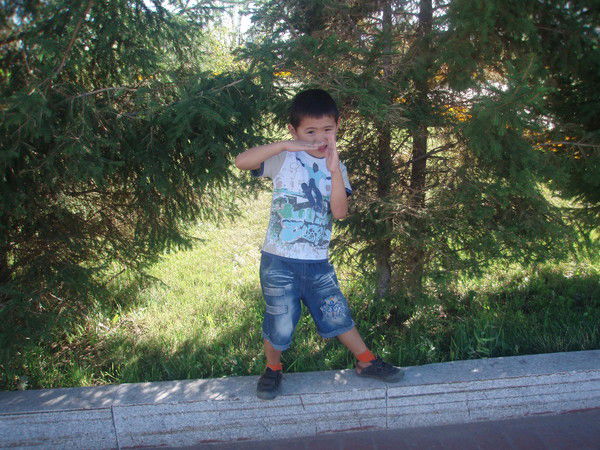 Алибек Дюсембаев