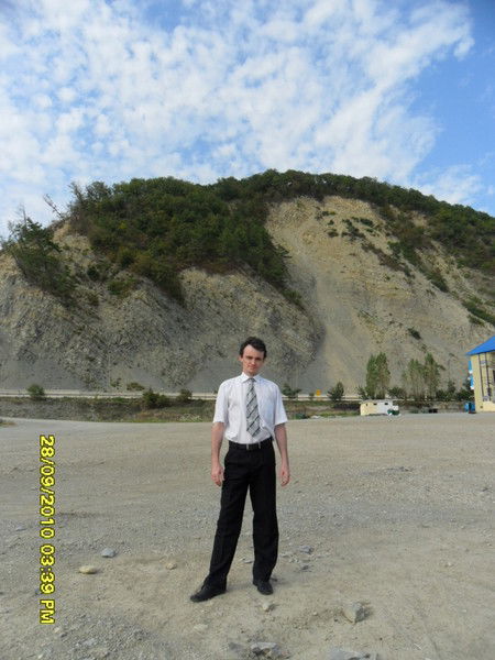 Владислав Хачиров