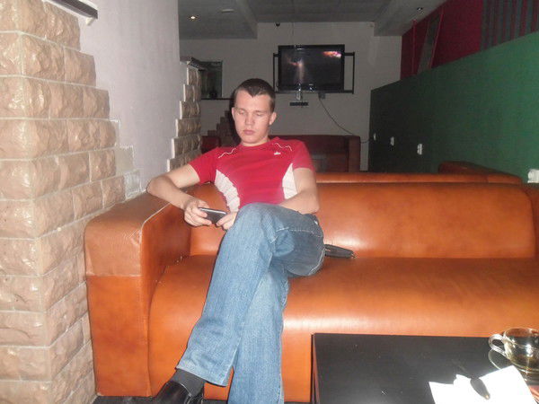 Антон Владимирович