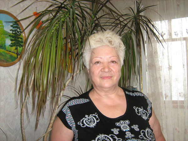 Галина Макарова