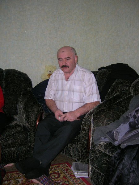 Рустам Ахметханов