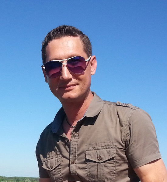 Денис Белов