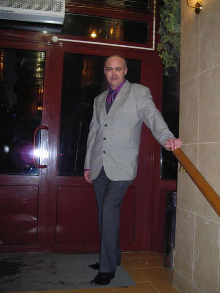 Виктор Усачев