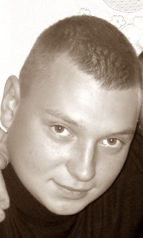 Максим Калашников