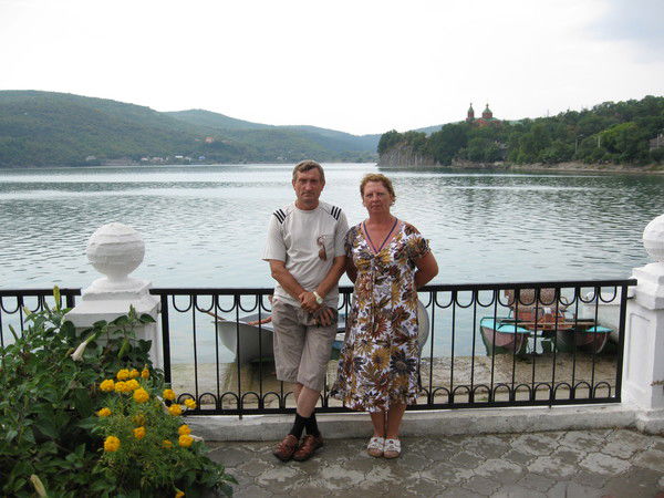 Виктор Уваров