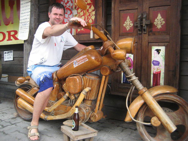 Анатолий Вахрушев