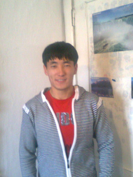 Еламан Науанов