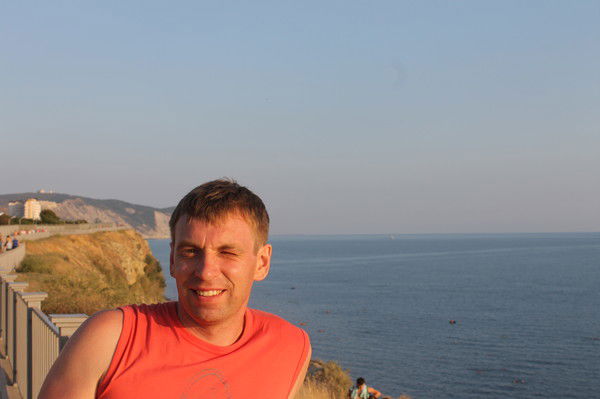 Антон Устюгов