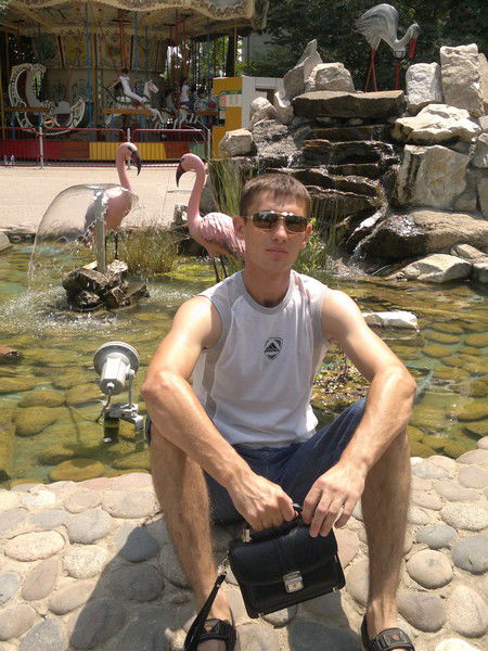 Рустам Ахади-Хас