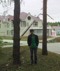 Азамат Тугаев