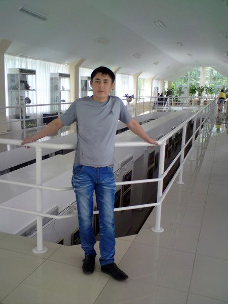 Арман Бекказин