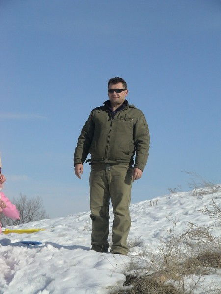 Василий Лавренюк