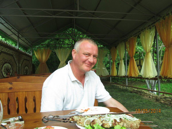 Андрей Степанов