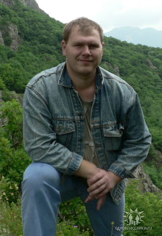 Антон Жданов