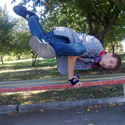 Виктор Холодный