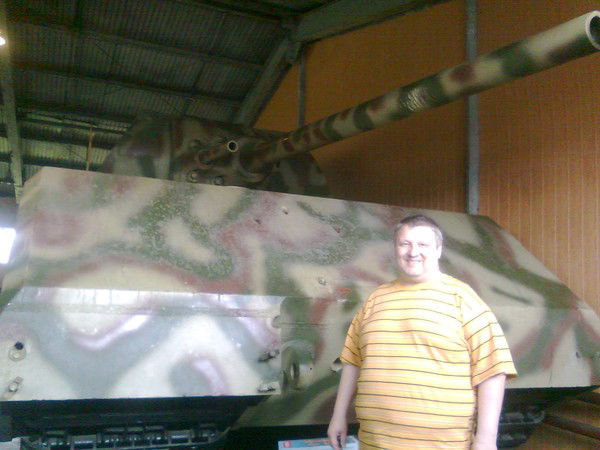 Борис Гусев