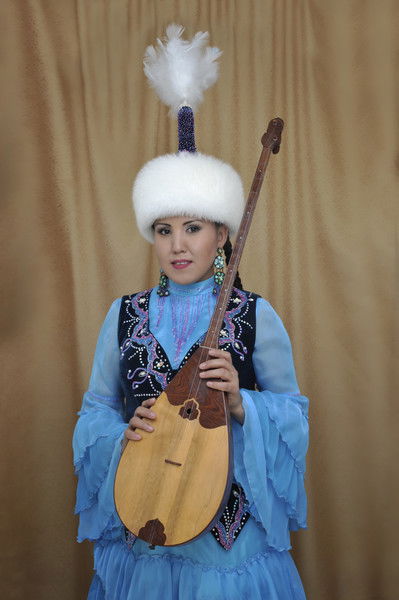 Ляззат Жанаманова