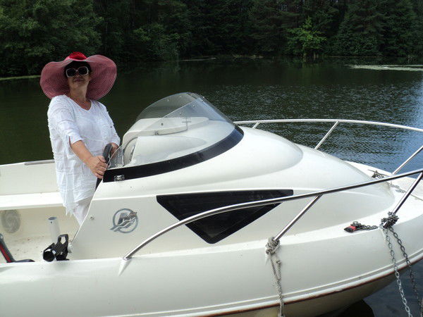 Альбина Челекова