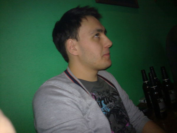 Олег Ислямов