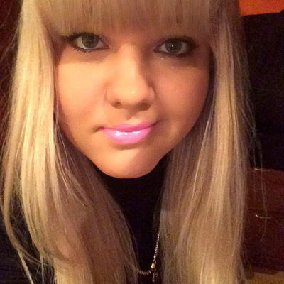 Юлия Попова