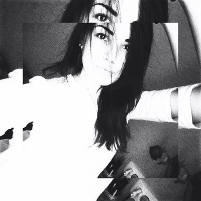 Эля Нахиева