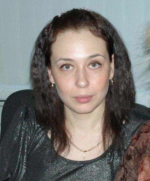 Анюта Власова