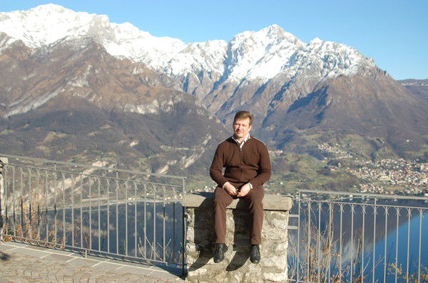 Олег Тактаров