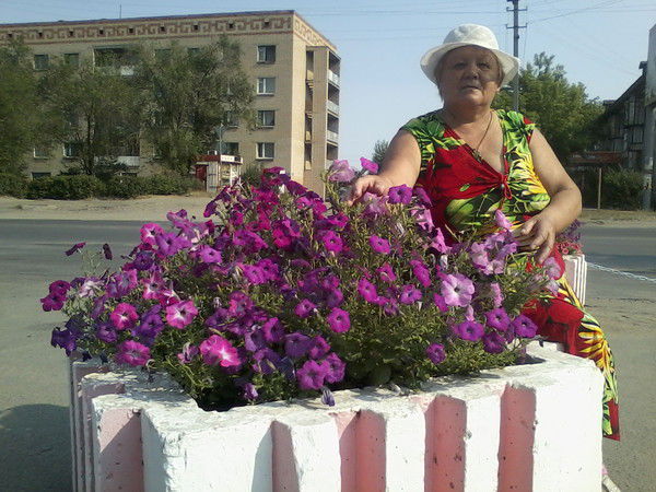 Зифа Тасбекова (Араптанова)