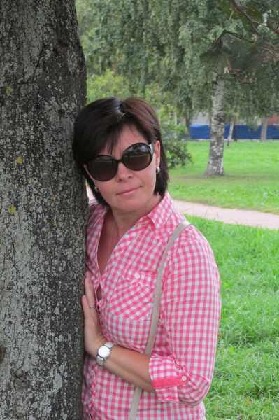 Марина Серова