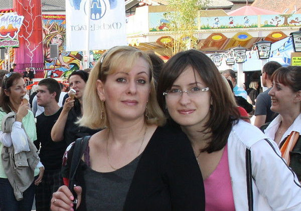 Наташа Шлехт