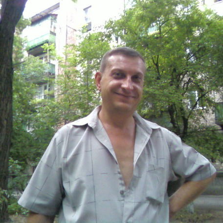 Леонид Тумаш