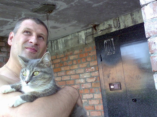 Олег Фролов