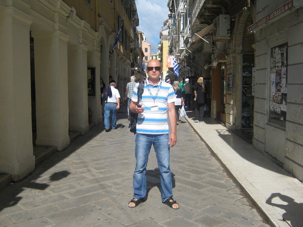 Олег Петров