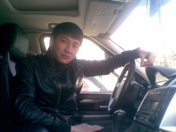 Турар Сапаков