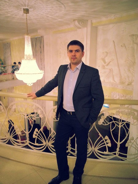 Антон Марычев