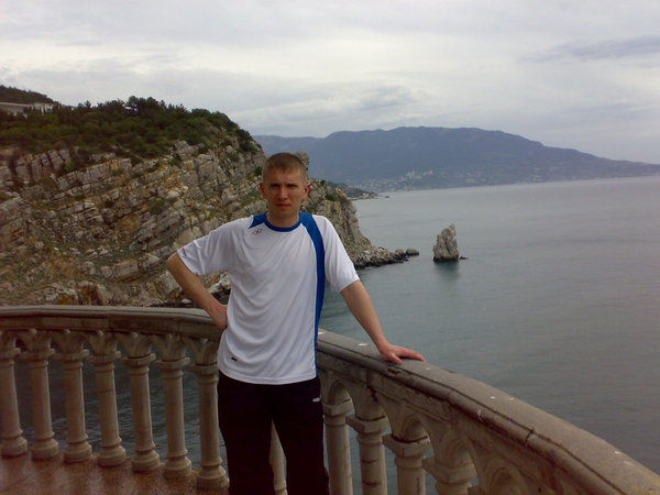 Константин Суглобов