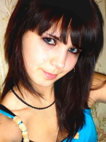 Анна Землякова