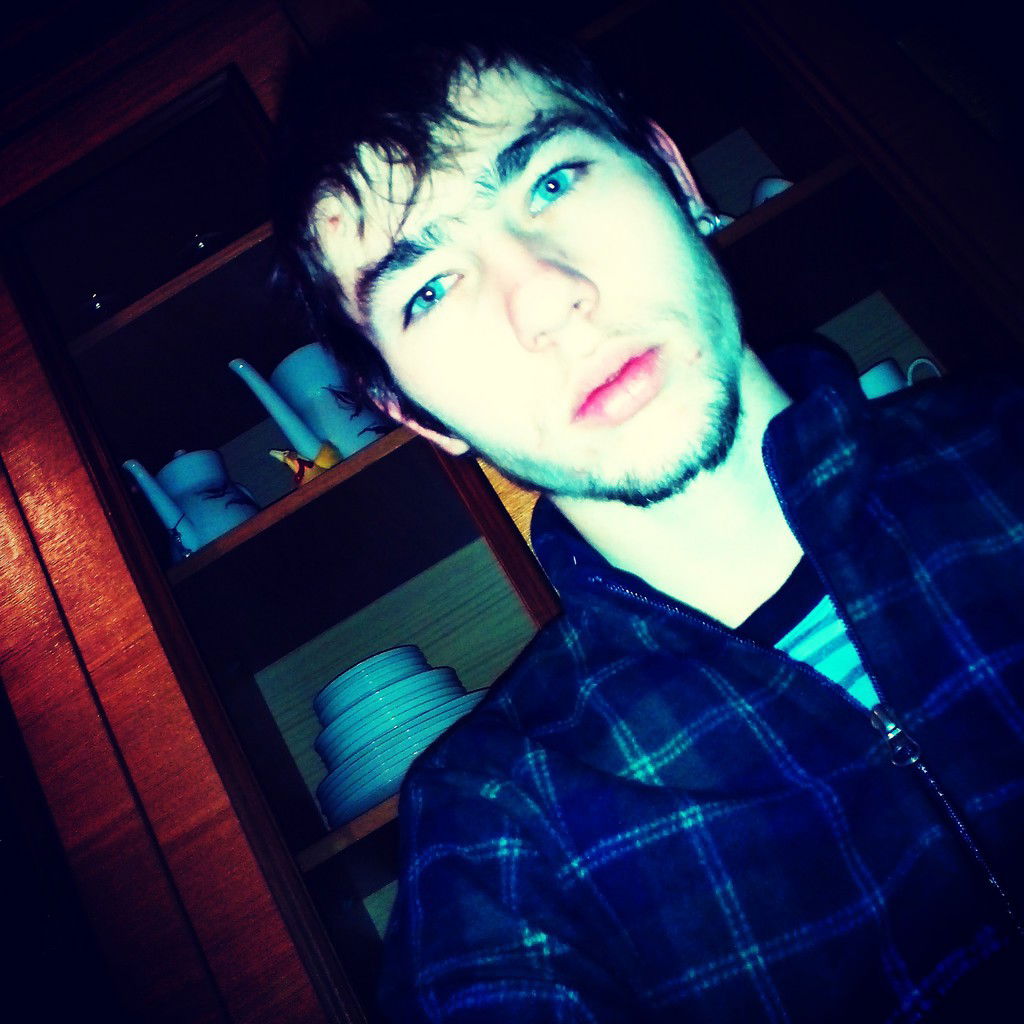 Tema Banderos Данильчук