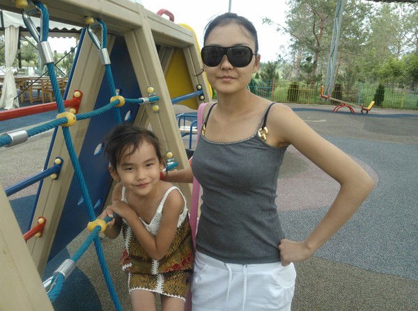 Назгуль Саясатова