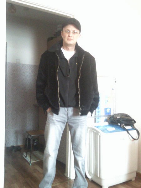 Дмитрий Карякин