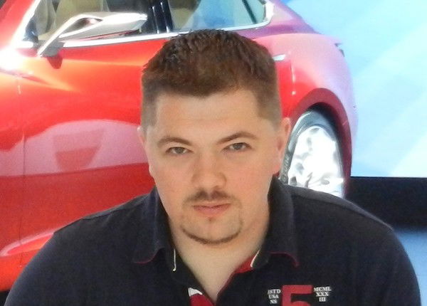 Юрий Наумов