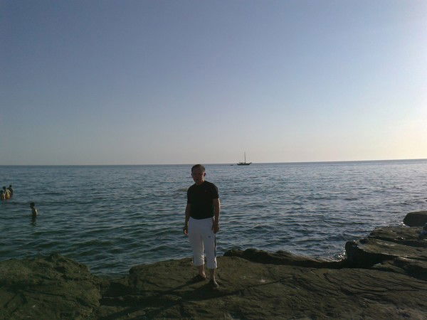 Умид Ангиров