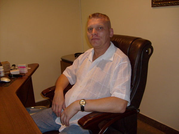 Юрий Довгаленко