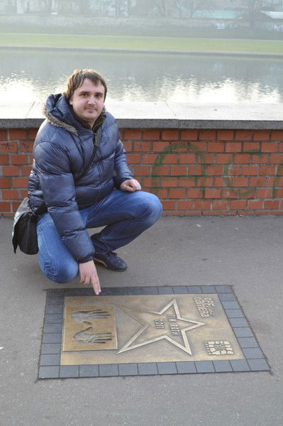 Алексей )))))))))))