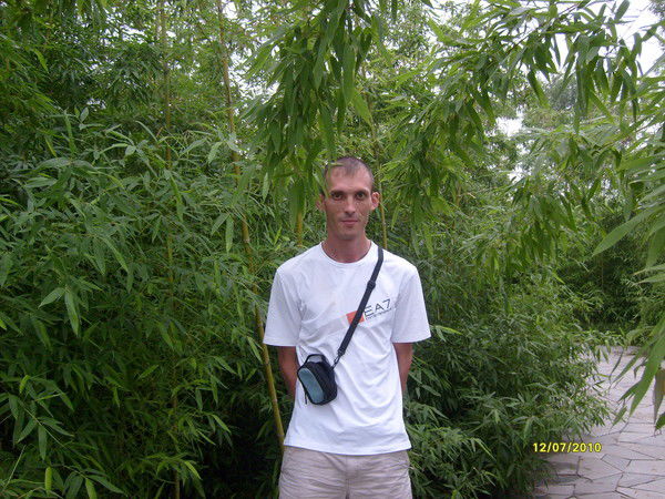 Александр Иванов