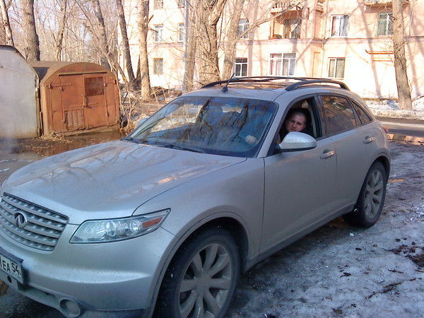 Виталя Комаров