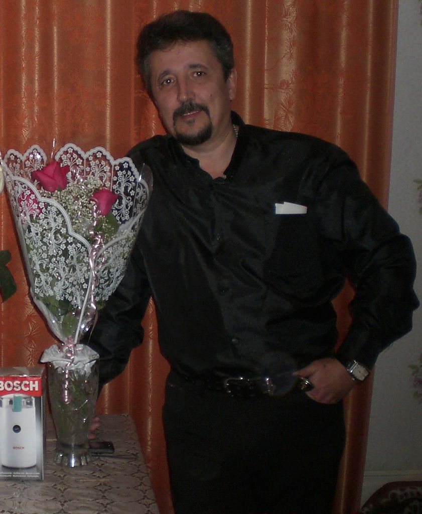 Андрей Чешков