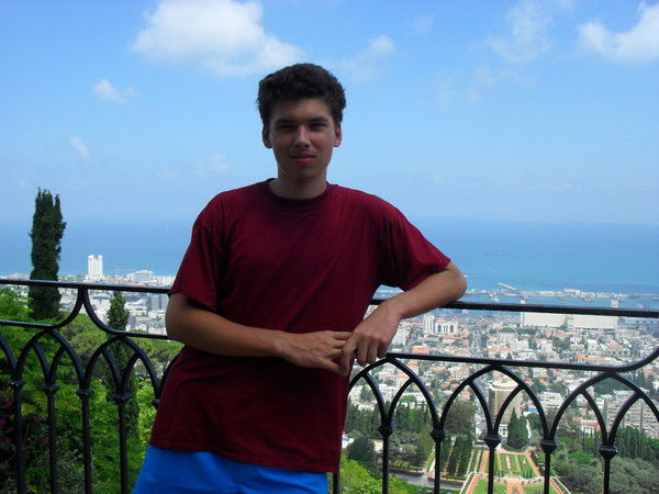 Александр Благодатских