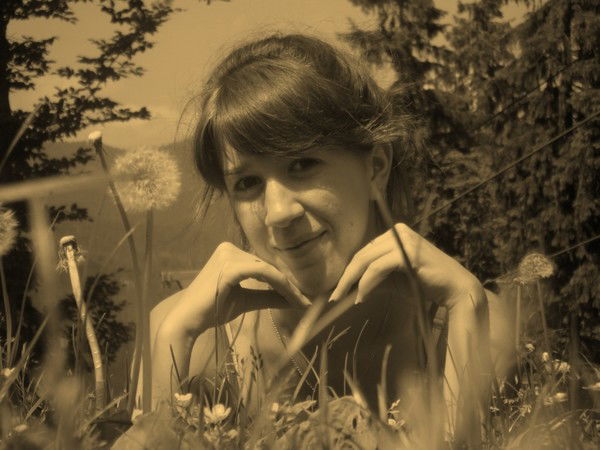 Таня Стебливец